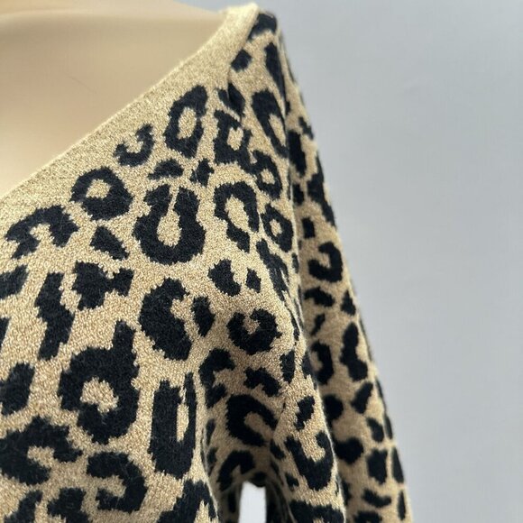 Abercrombie & Fitch Puff Sleeve Soft Knit Deep V-Neck Crop Leopard Sweater Small - Picture 6 of 11